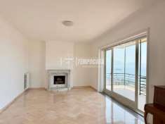 Foto Appartamento in vendita a Napoli