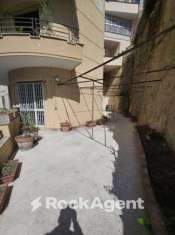 Foto Appartamento in vendita a Napoli