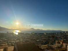 Foto Appartamento in vendita a Napoli
