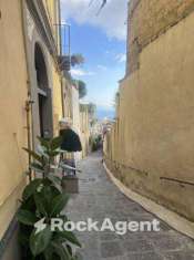 Foto Appartamento in vendita a Napoli