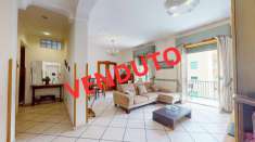 Foto Appartamento in vendita a Napoli