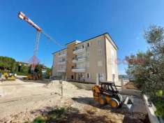 Foto Appartamento in vendita a Nereto