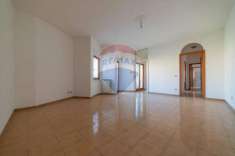 Foto Appartamento in vendita a Nettuno - 3 locali 90mq