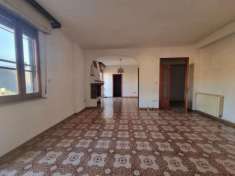 Foto Appartamento in vendita a Nocera Umbra - 6 locali 150mq