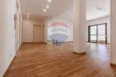 Foto Appartamento in vendita a Noicattaro - 4 locali 140mq