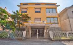 Foto Appartamento in vendita a Novara