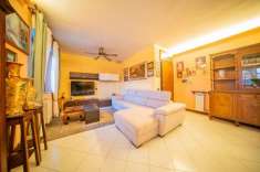 Foto Appartamento in vendita a Oggiona Con Santo Stefano