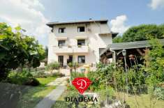 Foto Appartamento in vendita a Oggiona Con Santo Stefano