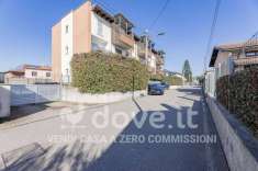 Foto Appartamento in vendita a Oggiona Con Santo Stefano