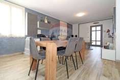 Foto Appartamento in vendita a Oggiono