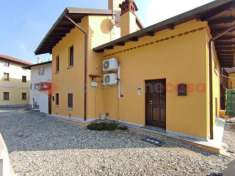 Foto Appartamento in vendita a Oleggio Castello