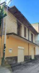 Foto Appartamento in vendita a Orta Di Atella - 4 locali 250mq