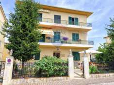 Foto Appartamento in vendita a Osimo - 6 locali 144mq