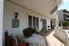 Foto Appartamento in vendita a Ospedaletti