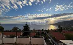 Foto Appartamento in vendita a Ospedaletti