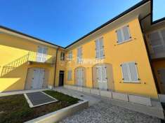 Foto Appartamento in vendita a Ossona