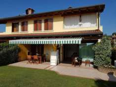 Foto Appartamento in vendita a Padenghe Sul Garda - 4 locali 136mq