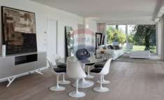 Foto Appartamento in vendita a Padenghe Sul Garda