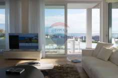 Foto Appartamento in vendita a Padenghe Sul Garda