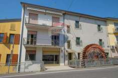 Foto Appartamento in vendita a Pagazzano - 7 locali 210mq