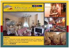 Foto Appartamento in vendita a Palazzolo Acreide - 7 locali 137mq