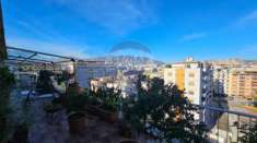 Foto Appartamento in vendita a Palermo - 12 locali 227mq
