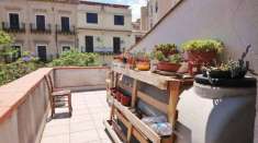 Foto Appartamento in vendita a Palermo - 5 locali 120mq
