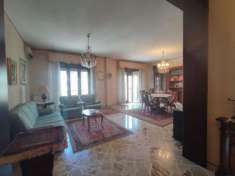 Foto Appartamento in vendita a Palermo - 5 locali 152mq