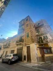 Foto Appartamento in vendita a Palermo