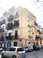 Foto Appartamento in vendita a Palermo