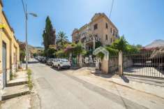 Foto Appartamento in vendita a Palermo