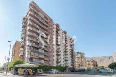 Foto Appartamento in vendita a Palermo