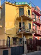 Foto Appartamento in vendita a Palermo