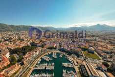 Foto Appartamento in vendita a Palermo