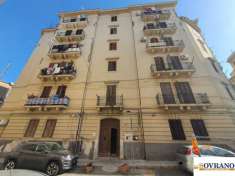 Foto Appartamento in Vendita a Palermo Via Giuseppe Patricolo