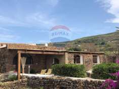 Foto Appartamento in vendita a Pantelleria