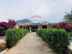 Foto Appartamento in vendita a Pantelleria