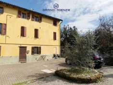 Foto Appartamento in vendita a Parma