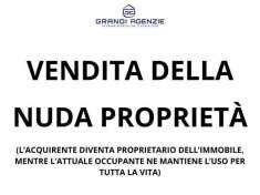 Foto Appartamento in vendita a Parma