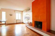 Foto Appartamento in vendita a Parma