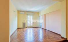 Foto Appartamento in vendita a Parma