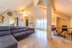 Foto Appartamento in vendita a Parma