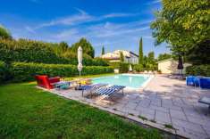 Foto Appartamento in vendita a Parma