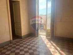 Foto Appartamento in vendita a Paterno'