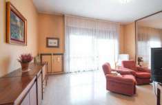 Foto Appartamento in vendita a Pavia - 5 locali 215mq