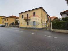 Foto Appartamento in vendita a Pavia