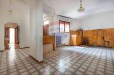 Foto Appartamento in vendita a Penne - 8 locali 160mq