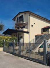 Foto Appartamento in vendita a Perugia - 5 locali 131mq