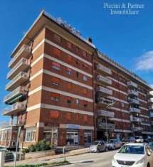 Foto Appartamento in vendita a Perugia - 6 locali 110mq
