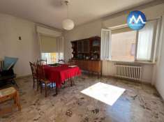 Foto Appartamento in vendita a Pesaro